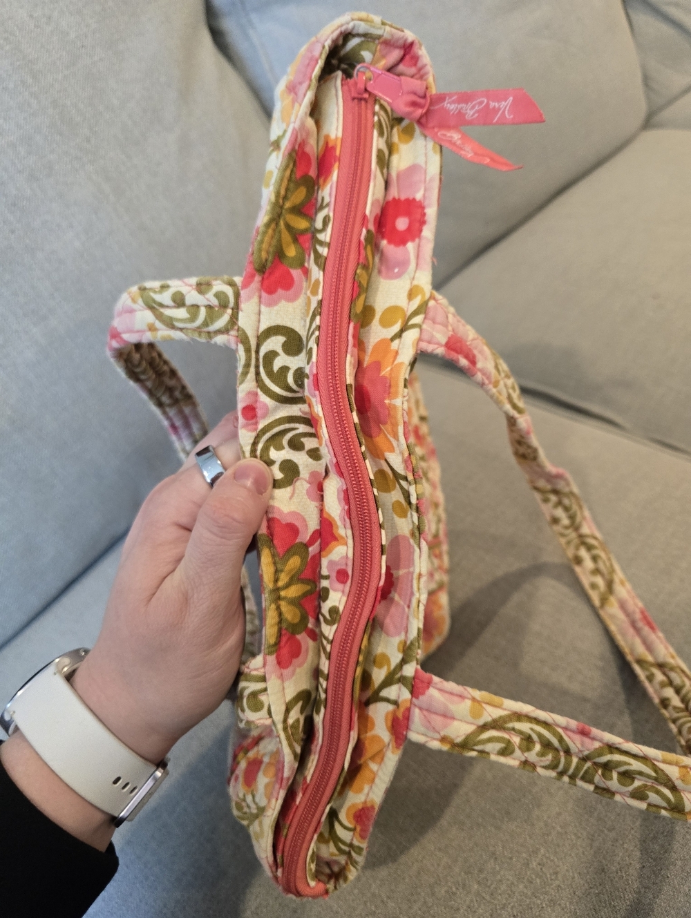 Vera Bradley Tote - Picture 3 of 7